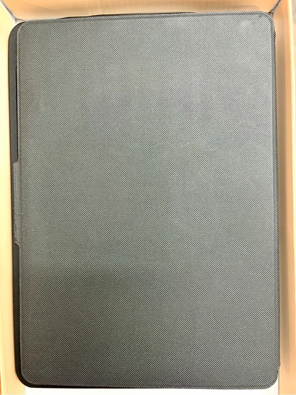 Black iPad Zugu case